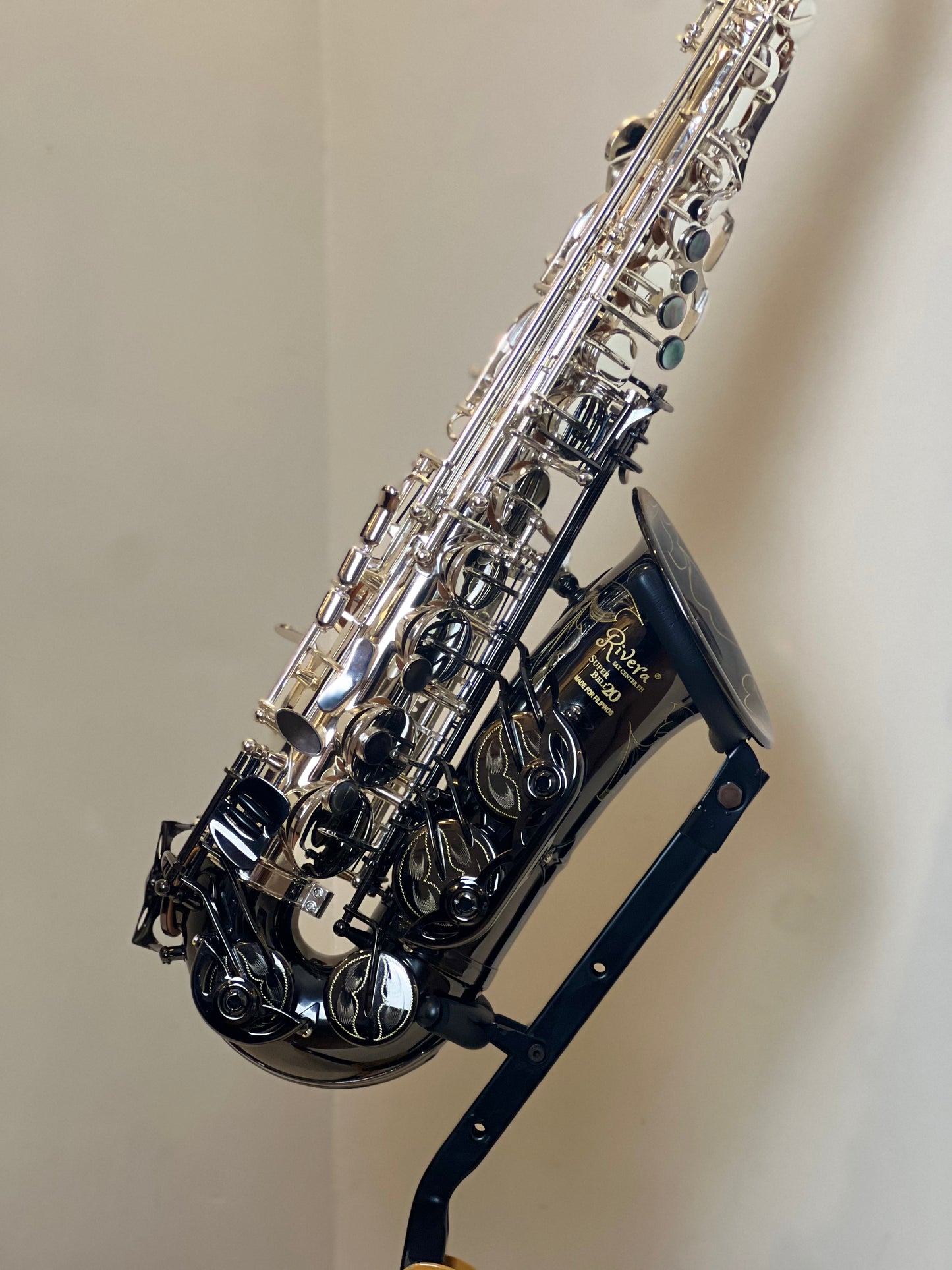 Rivera SB20 Alto Saxophone - YinYang Finish