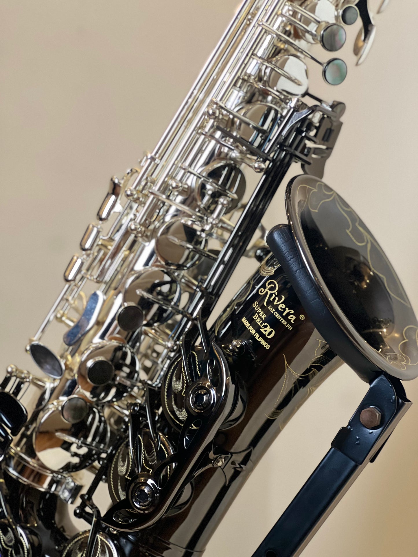 Rivera SB20 Alto Saxophone - YinYang Finish