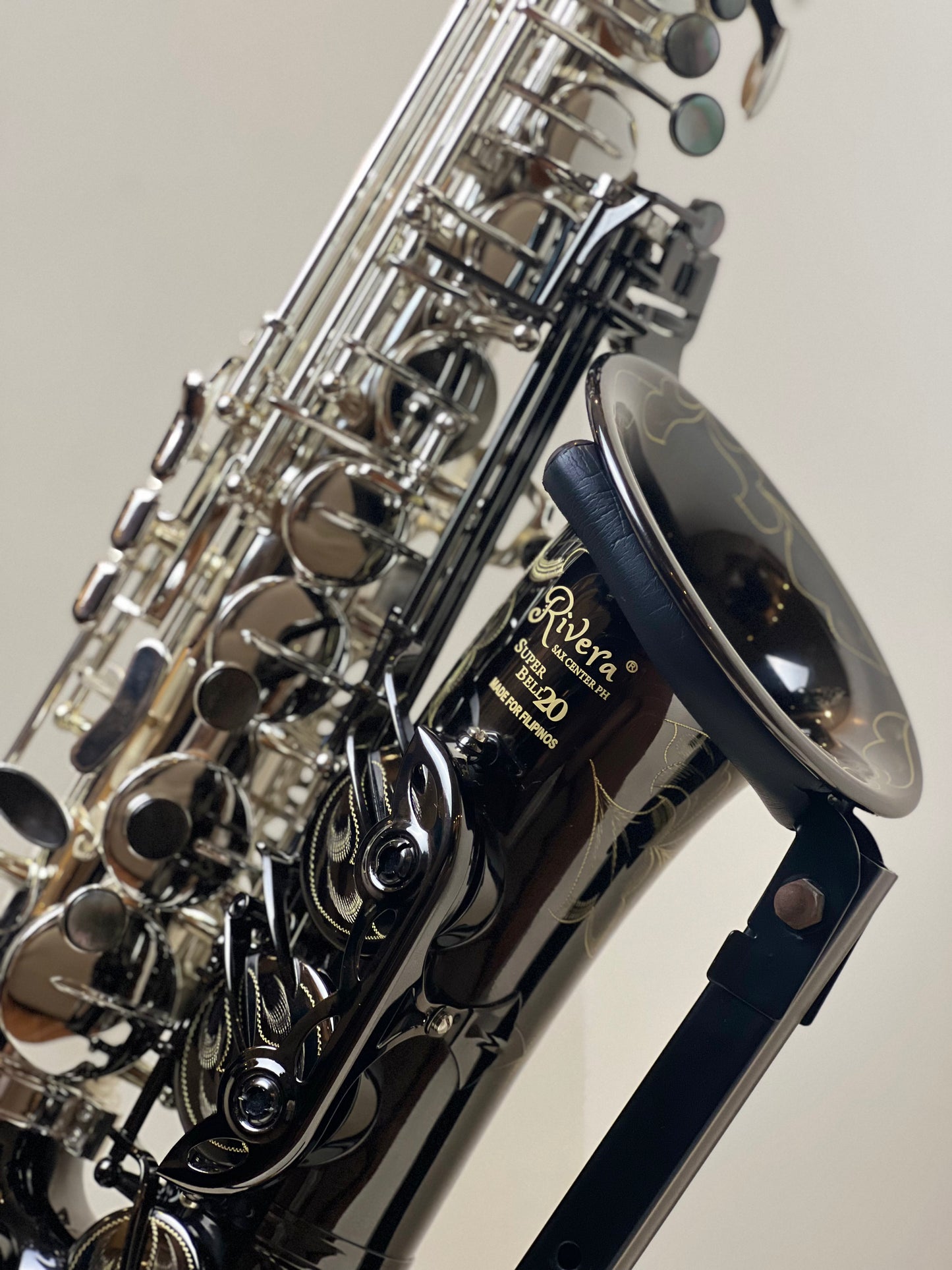 Rivera SB20 Alto Saxophone - YinYang Finish
