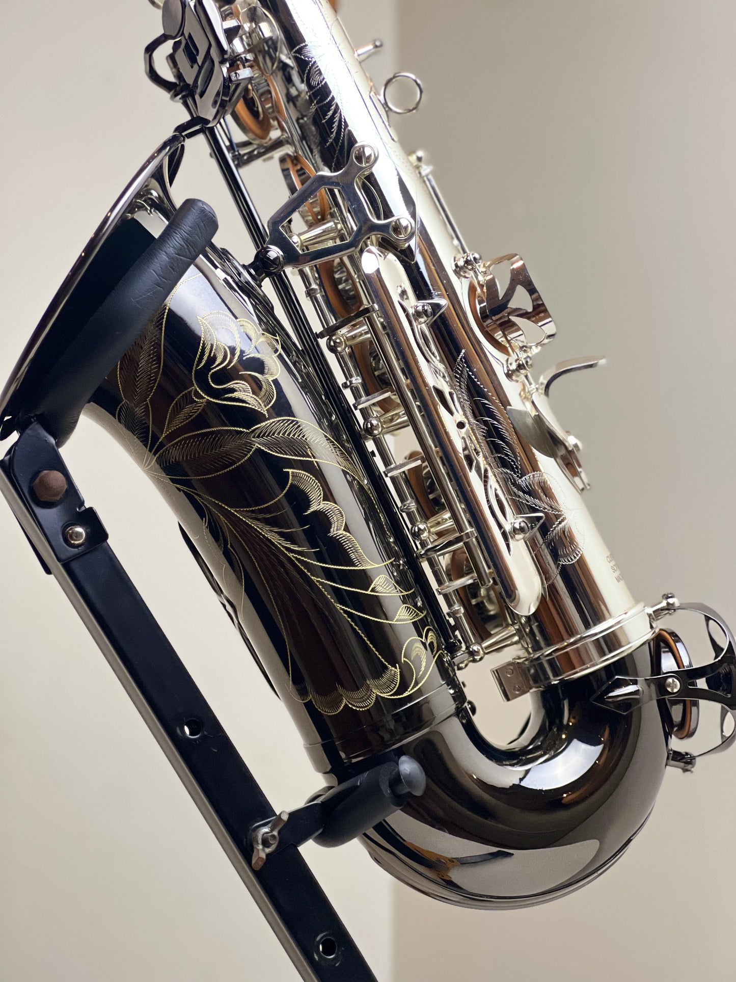 Rivera SB20 Alto Saxophone - YinYang Finish