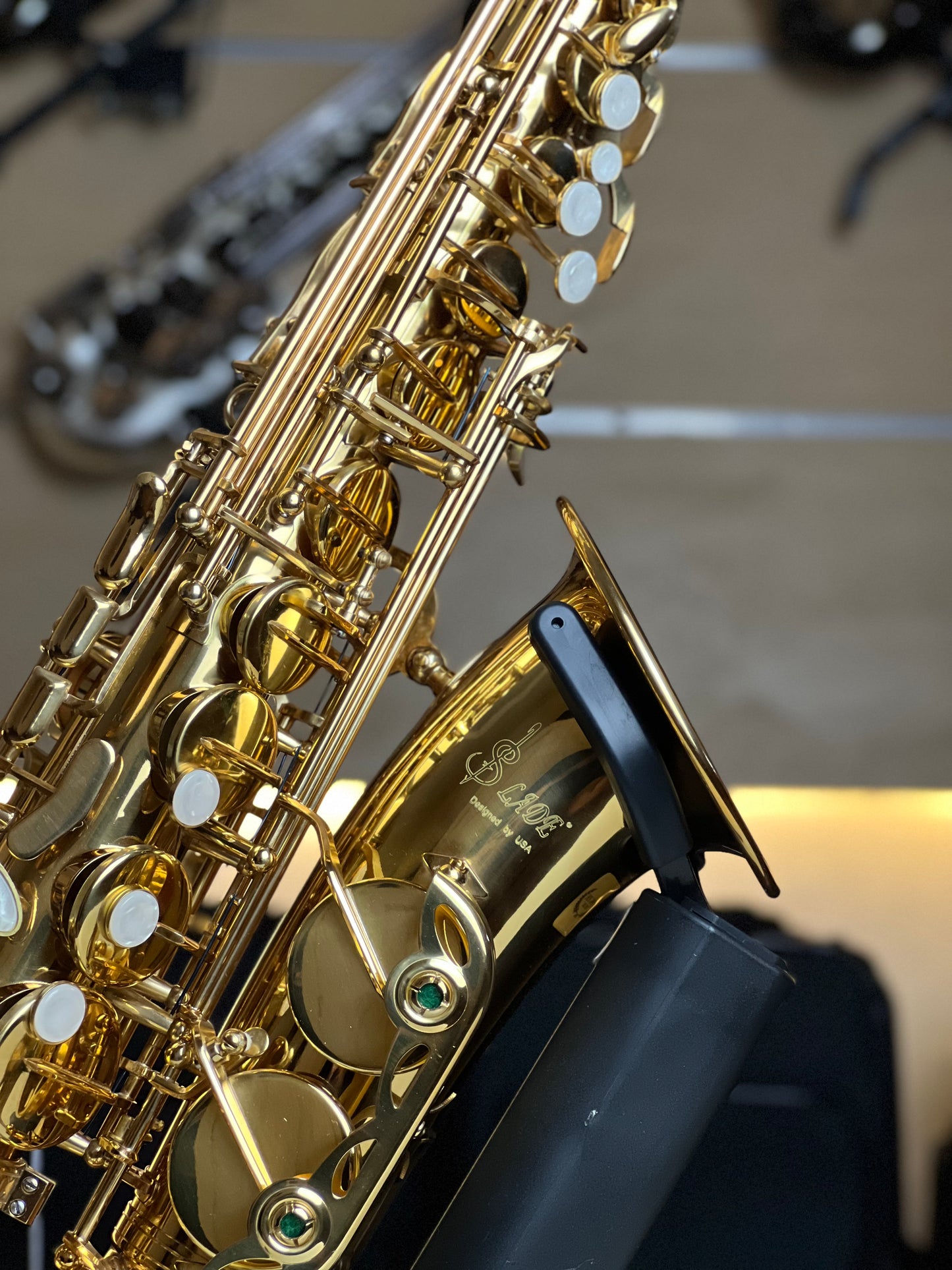 Slade Alto Saxophone - Gold Lacquer