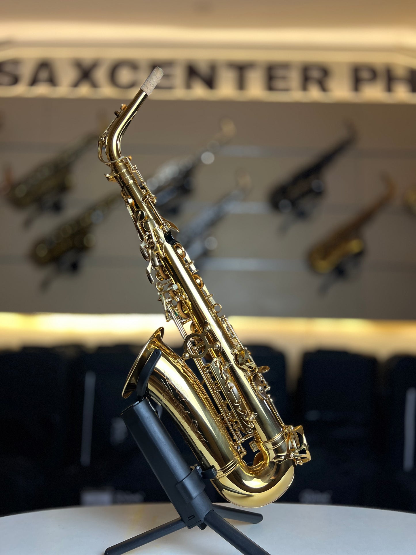 Slade Alto Saxophone - Gold Lacquer