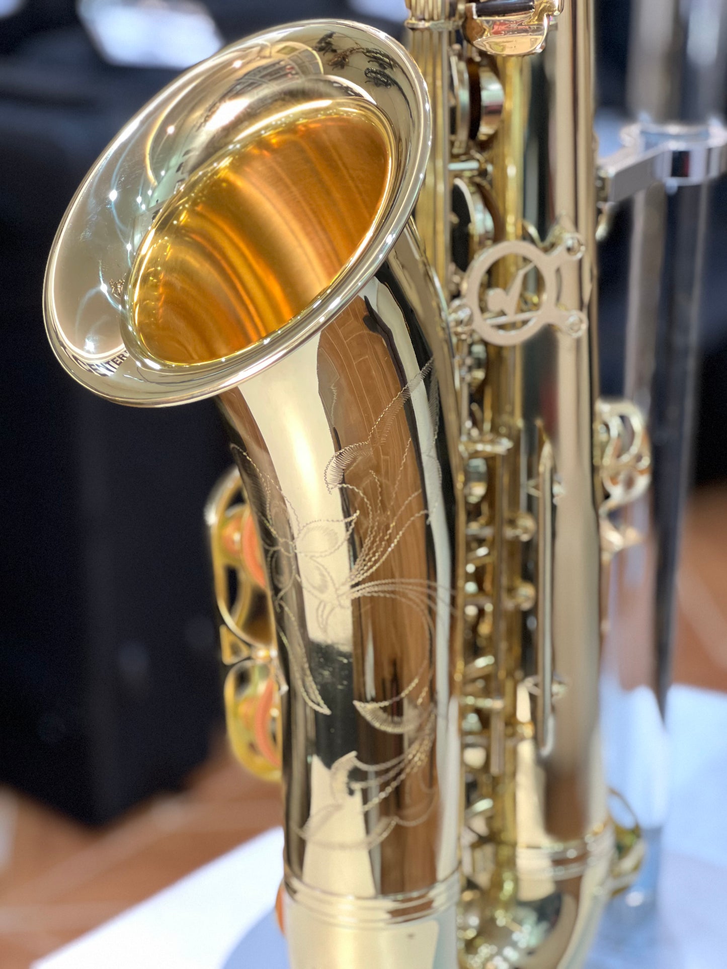 Kaihip Tenor Saxophone - Classic Finish