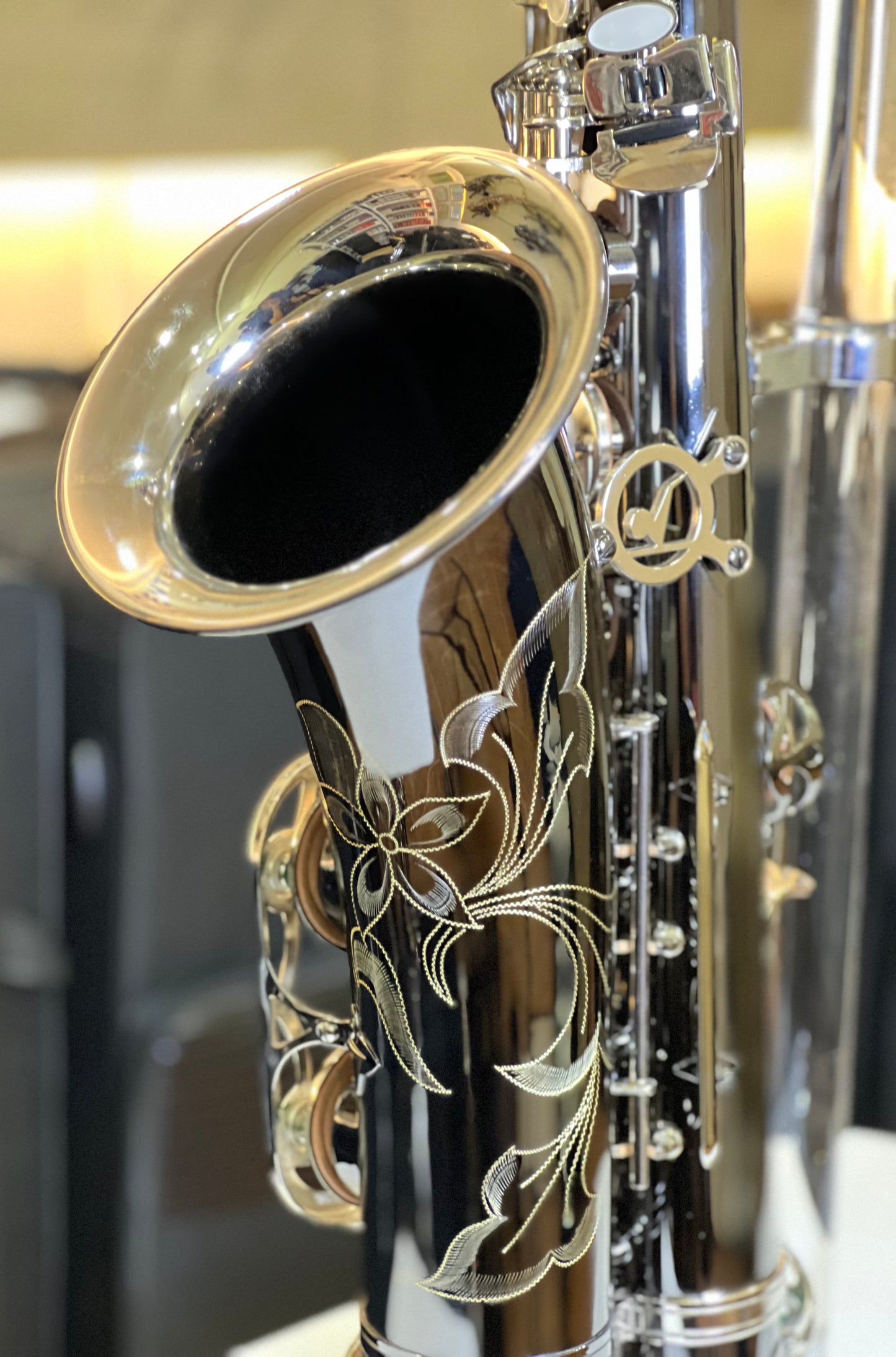 Kaihip Tenor Saxophone - Black & Nickel Silver Finish