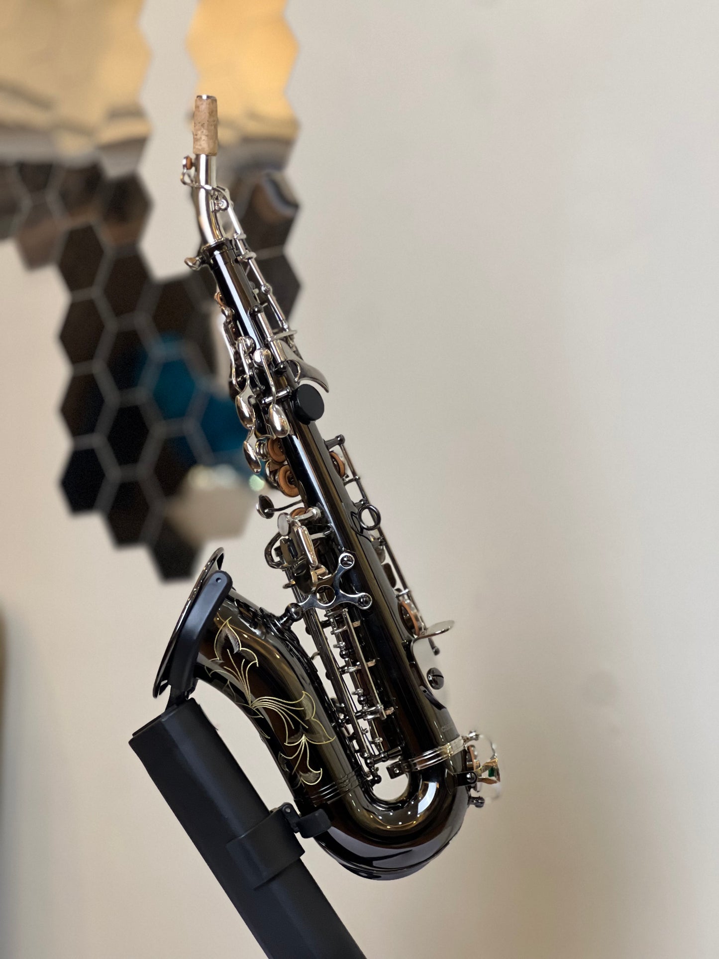 Rookie by SCP Curve Soprano Saxophone - Black Silver Finish